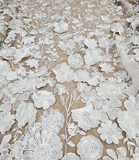 Кружево на сетке 3Д белое